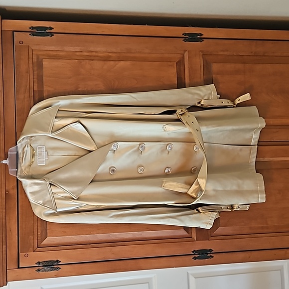 Michael Kors gold satin jacket - Picture 3 of 10